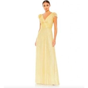 MAC DUGGAL Dress Size 10 Evening Gown Sequin Pale Yellow NEW V Neck Cap Sleeve